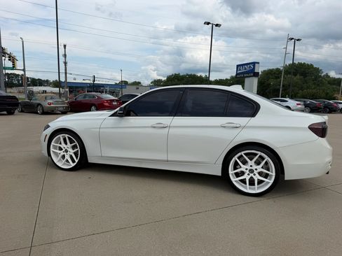 Used 2016 BMW 328i Sedan RWD image 22