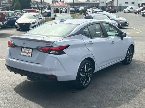 Used 2025 Nissan Versa SR image 7