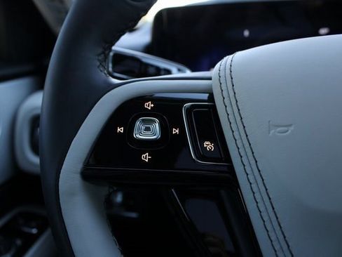 New 2026 Lincoln Aviator Reserve image 9