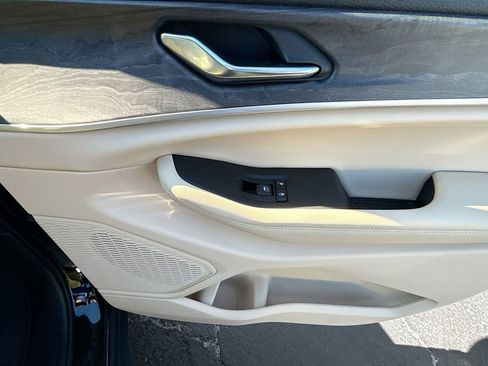 New 2024 Jeep Grand Cherokee Limited AWD/4WD image 32