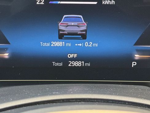 Used 2023 BMW iX xDrive50 w/ Premium Package AWD/4WD image 37