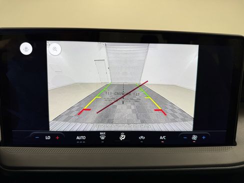 New 2025 Ford Maverick XL image 16