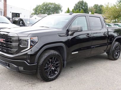 Used 2024 GMC Sierra 1500 Elevation