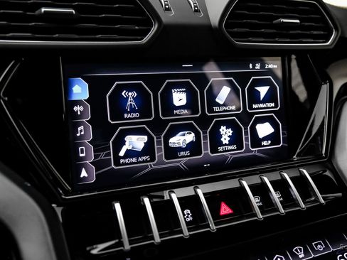 Used 2021 Lamborghini Urus image 80