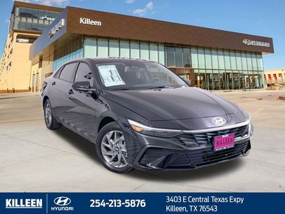 New 2025 Hyundai Elantra Blue