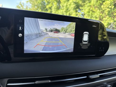 Used 2025 Hyundai Palisade SEL FWD image 21
