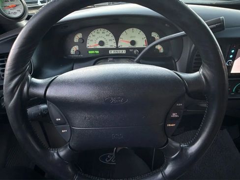 Used 2001 Ford F150 Lightning RWD image 24