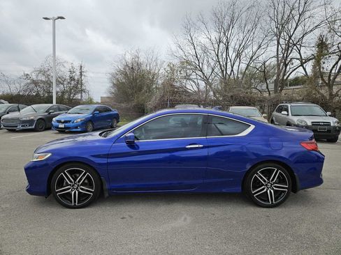 Used 2016 Honda Accord Touring image 4