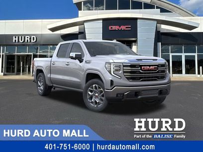 New 2026 GMC Sierra 1500 SLT w/ SLT Convenience Package