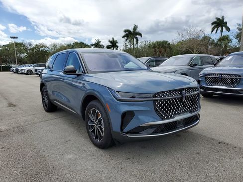 New 2026 Lincoln Nautilus Premier w/ Equipment Group 102A AWD/4WD image 30