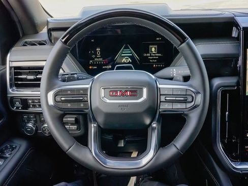 New 2026 GMC Yukon XL Elevation image 18