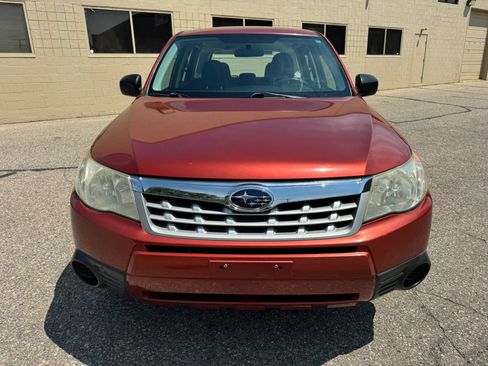 Used 2011 Subaru Forester 2.5X AWD/4WD image 2