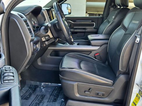 Used 2022 RAM 3500 Laramie image 22