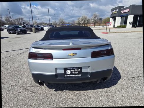 Used 2015 Chevrolet Camaro LT image 3