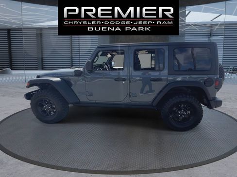 Used 2025 Jeep Wrangler Unlimited Sport S 4xe AWD/4WD image 5