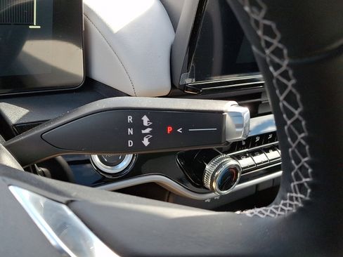 Certified 2024 Honda Prologue Touring image 14