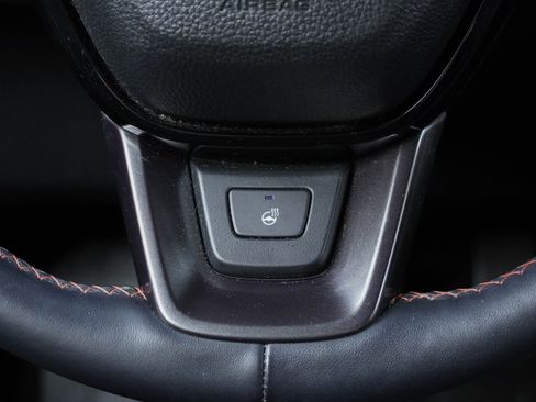 Used 2025 Honda Pilot TrailSport image 23