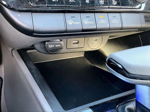 Used 2024 Hyundai Elantra SEL image 15