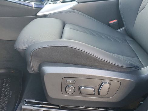 New 2026 BMW X3 xDrive30 w/ Premium Package image 10