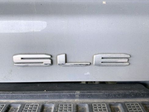 Used 2025 GMC Sierra 2500 SLE w/ SLE Convenience Package AWD/4WD image 9