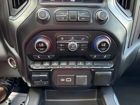 Used 2021 Chevrolet Silverado 1500 RST w/ True North Edition Plus AWD/4WD image 18