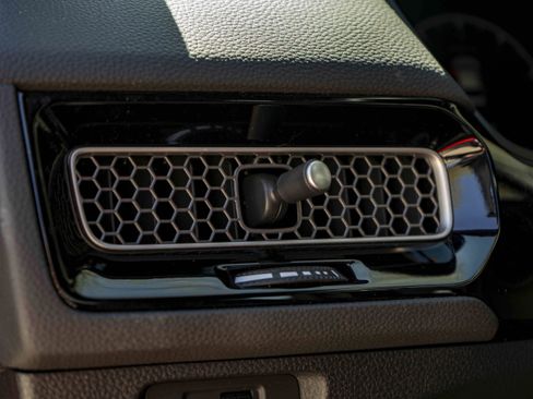 Used 2023 Honda Civic Sport image 39