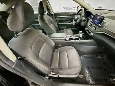 Used 2023 Nissan Altima 2.5 SV AWD/4WD image 25