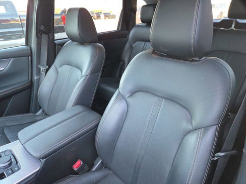 Used 2025 MAZDA CX-70 3.3 Turbo w/ Preferred Package image 7