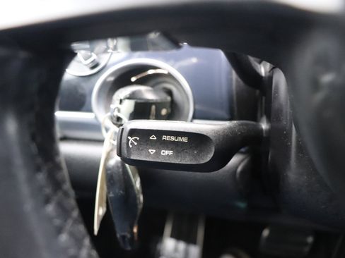 Used 2016 Porsche Panamera 4 image 33