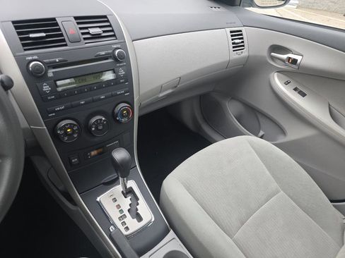 Used 2010 Toyota Corolla FWD image 23