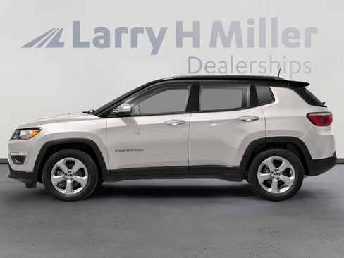Used 2019 Jeep Compass Latitude w/ Popular Equipment Group image 6