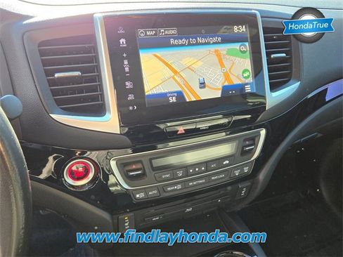 Certified 2018 Honda Pilot Touring image 26