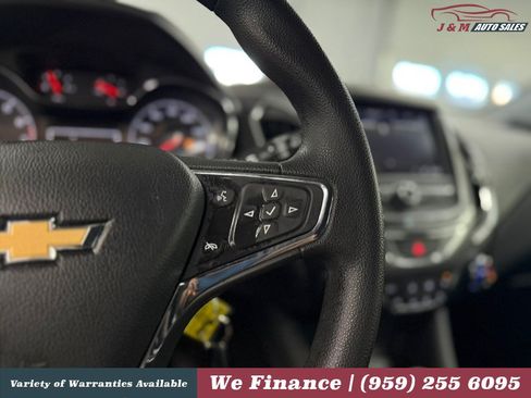 Used 2019 Chevrolet Cruze LS w/ LS Convenience Package FWD image 24