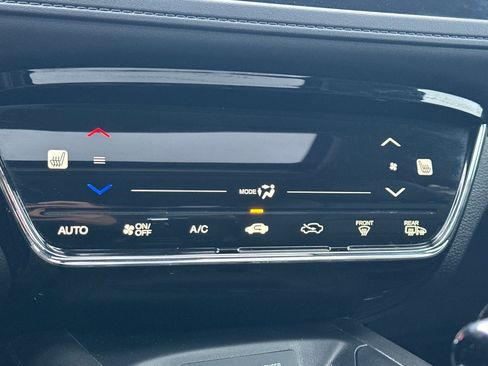 Used 2021 Honda HR-V EX-L image 18