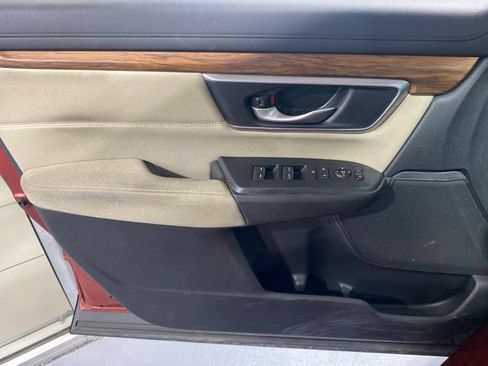 Used 2018 Honda CR-V EX image 11