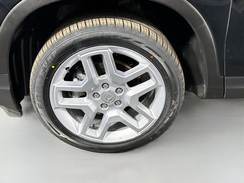 Used 2024 Honda Passport EX-L image 38