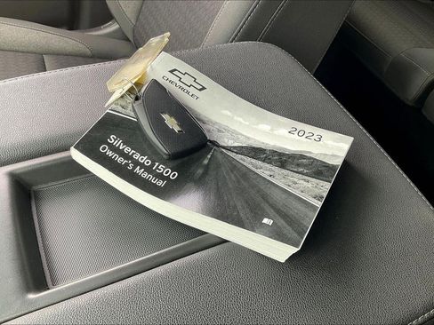 Used 2023 Chevrolet Silverado 1500 Custom Trail Boss w/ LPO, Dark Essentials Package image 12