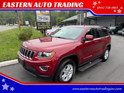Used 2015 Jeep Grand Cherokee Laredo w/ Quick Order Package 23E AWD/4WD image 1