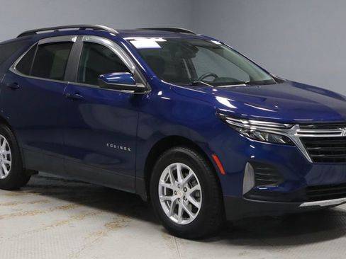 Used 2022 Chevrolet Equinox LT FWD image 1