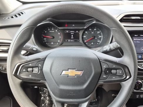 Used 2023 Chevrolet TrailBlazer LT w/ Convenience Package AWD/4WD image 15