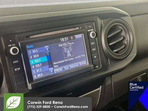 Used 2017 Toyota Tacoma SR AWD/4WD image 17