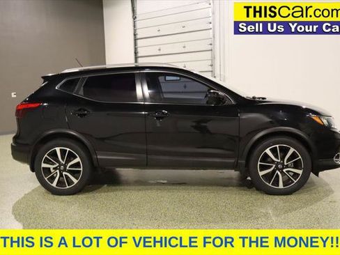 Used 2017 Nissan Rogue Sport SL FWD image 9