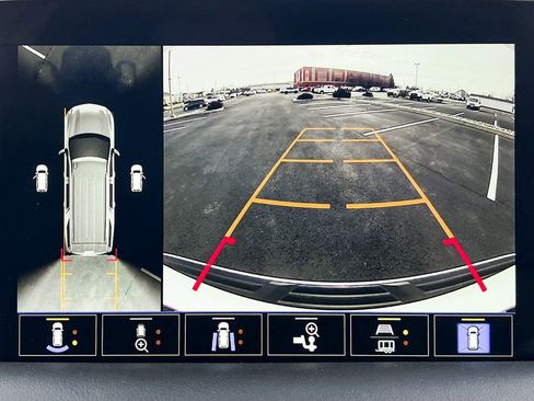 Used 2024 Chevrolet Suburban RST image 5