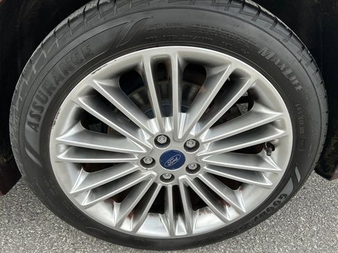 Used 2016 Ford Fusion SE w/ Equipment Group 202A image 15