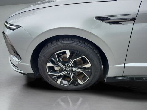 Certified 2025 Hyundai Sonata SEL FWD image 28