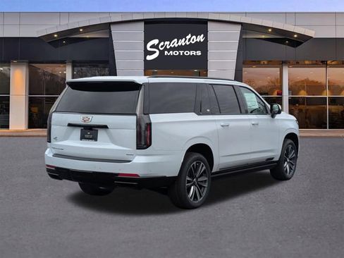 New 2026 Cadillac Escalade ESV Sport w/ Touring Package AWD/4WD image 5