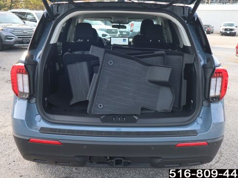 Used 2025 Ford Explorer Active image 32