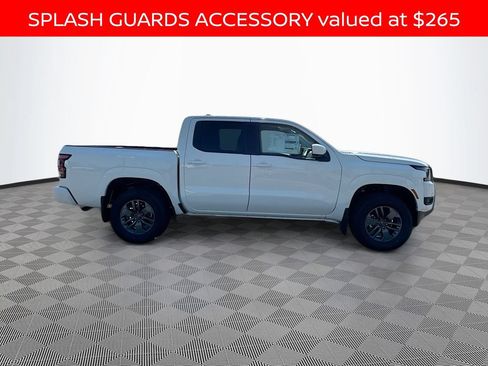 Certified 2025 Nissan Frontier SV AWD/4WD image 4