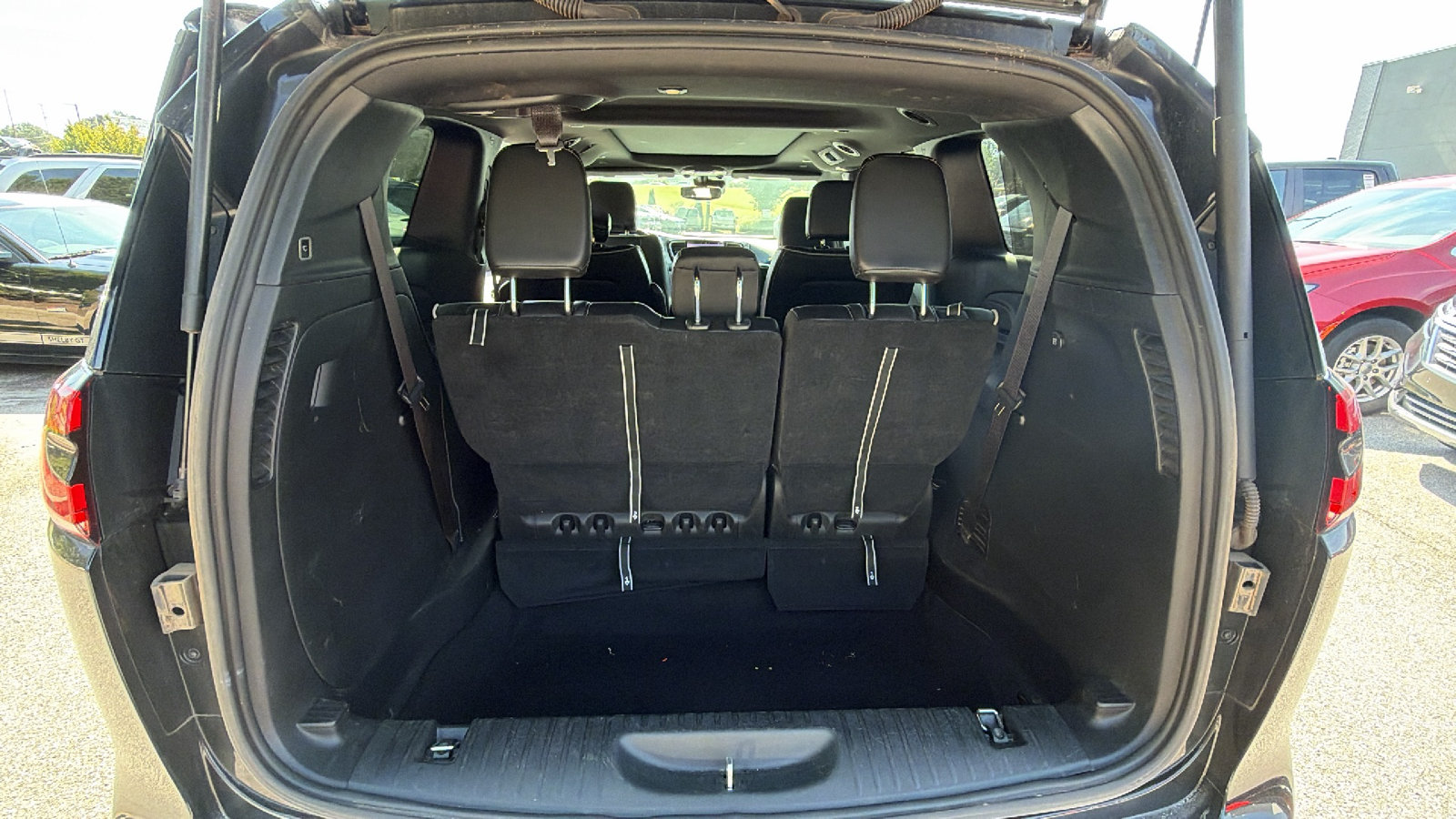 Used 2025 Chrysler Pacifica Limited FWD image 13