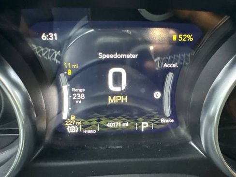 Used 2022 Jeep Wrangler Unlimited Sahara AWD/4WD image 8